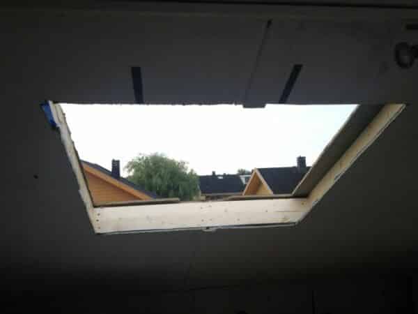 Velux Dakraam Gemonteerd In Dakbedekking In Hoorn